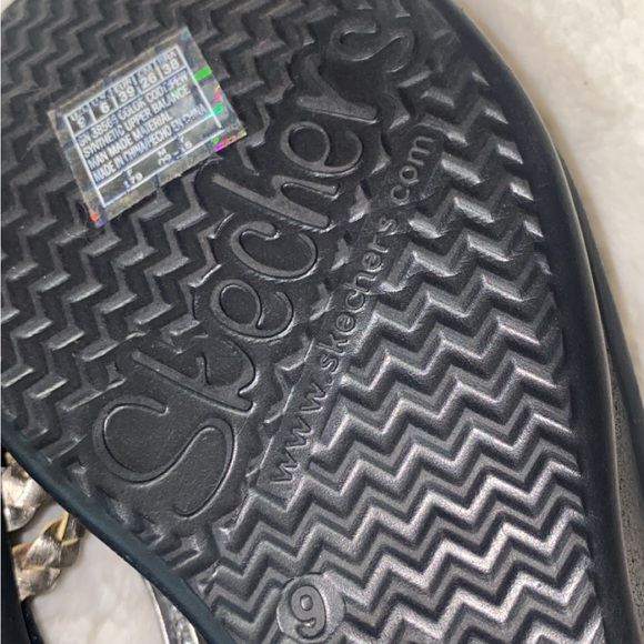 Skechers Women's Black and Gold Sandals - Picture 6 of 8